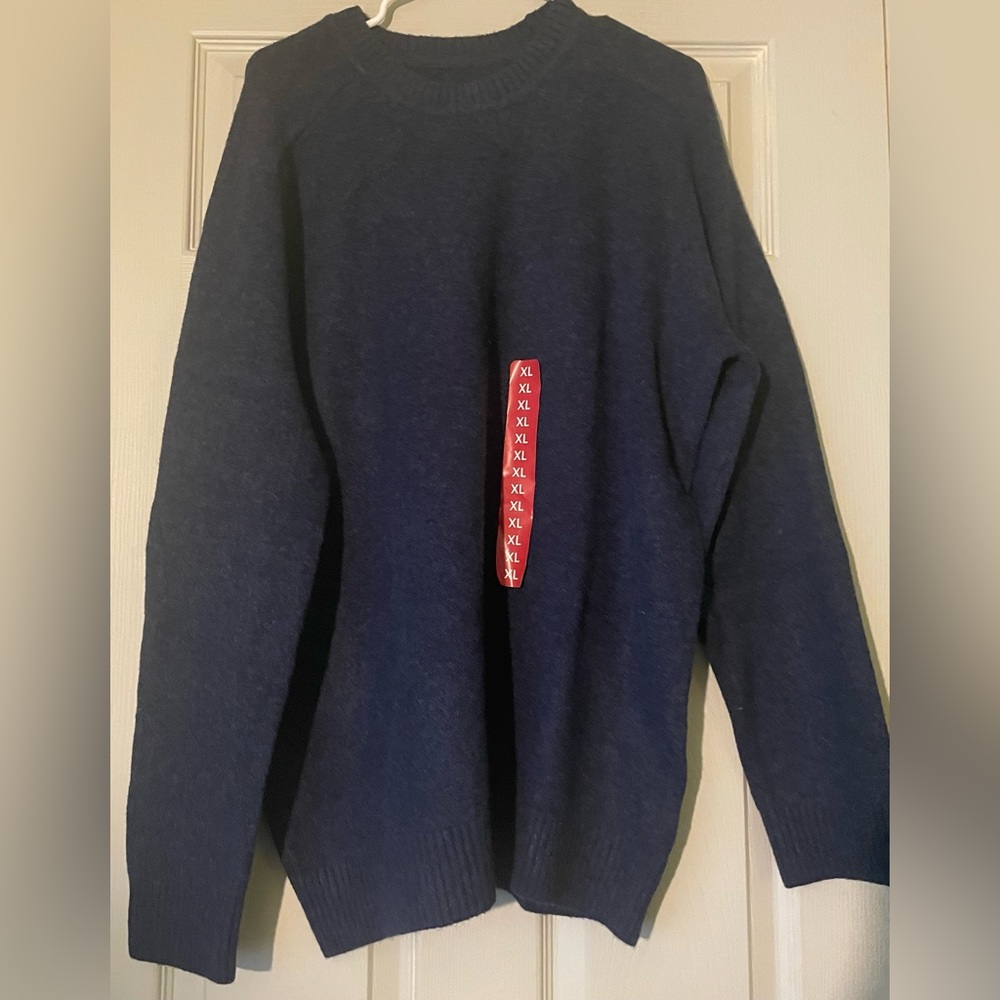GAP Sweater
